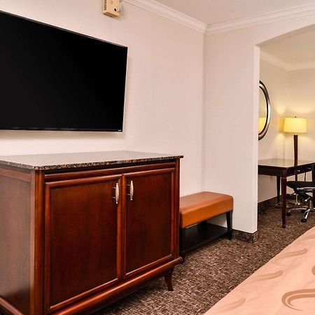 Quality Inn & Suites Beaumont Kültér fotó