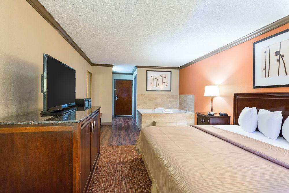 Quality Inn & Suites Beaumont Kültér fotó