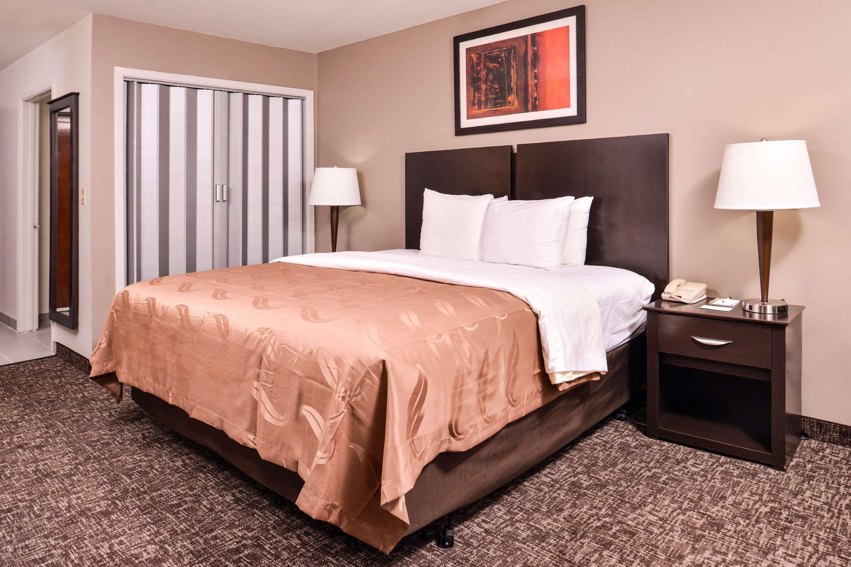 Quality Inn & Suites Beaumont Kültér fotó