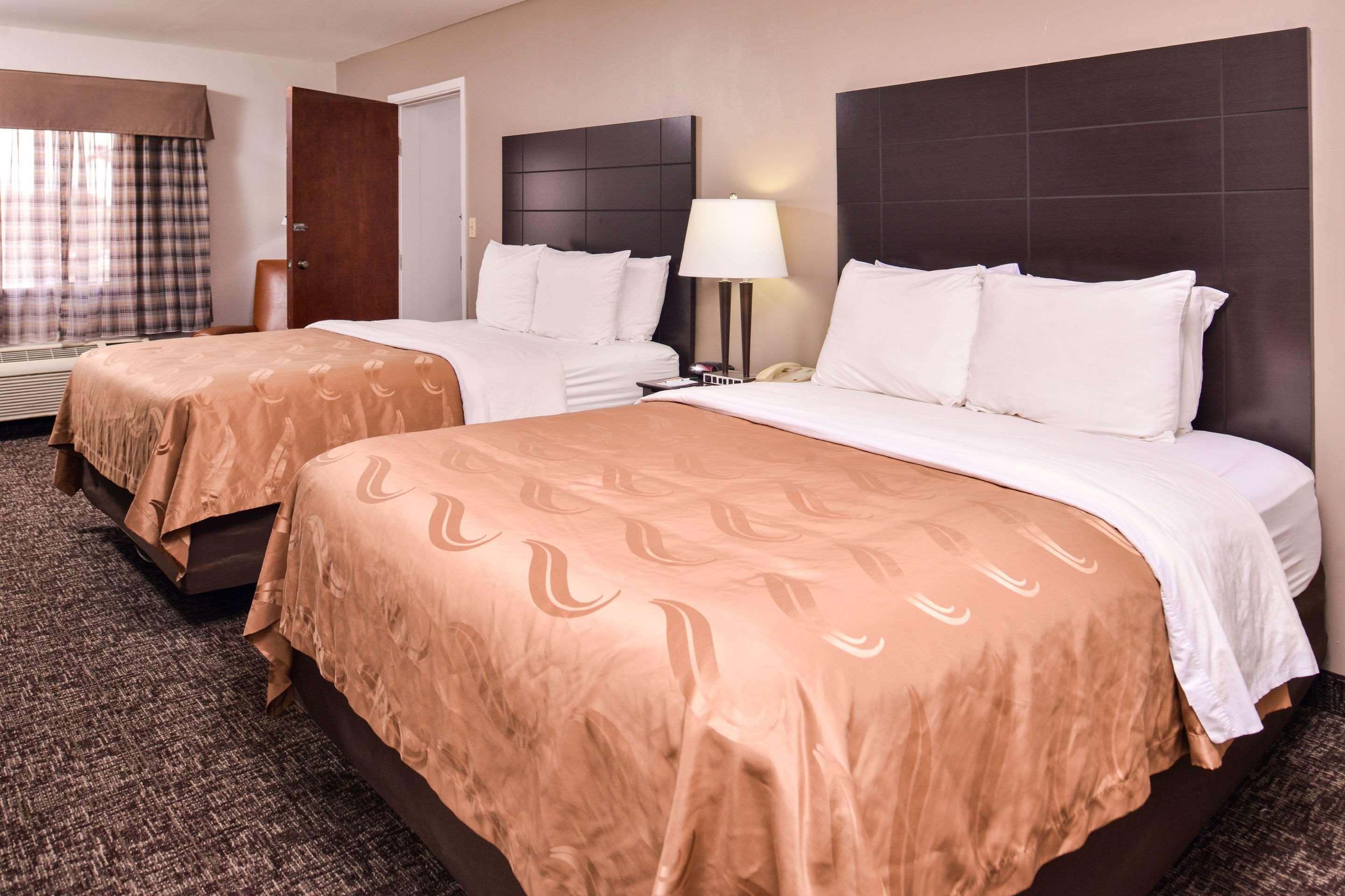 Quality Inn & Suites Beaumont Kültér fotó