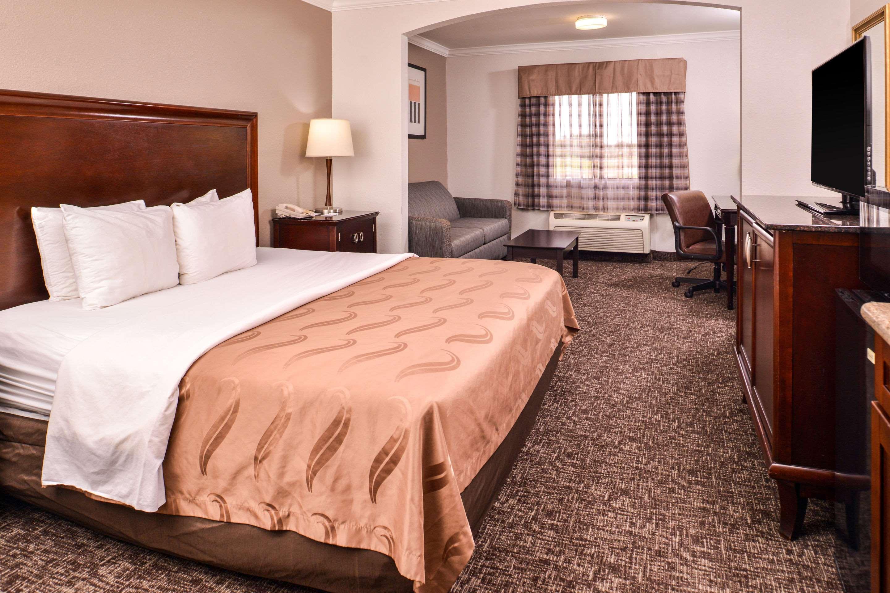 Quality Inn & Suites Beaumont Kültér fotó