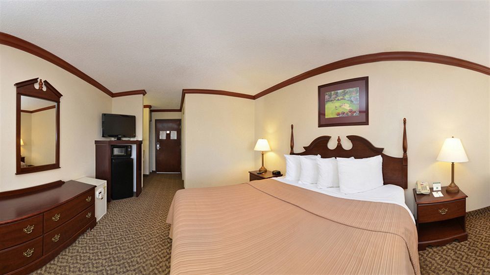 Quality Inn & Suites Beaumont Kültér fotó