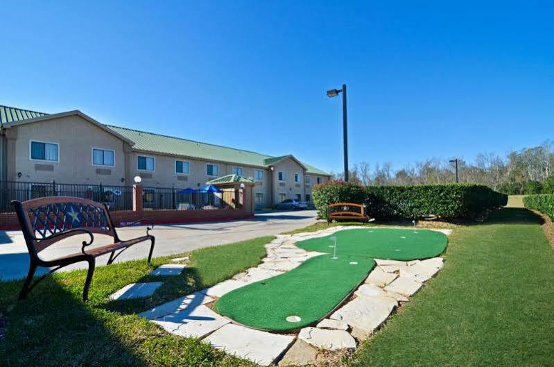 Quality Inn & Suites Beaumont Kültér fotó